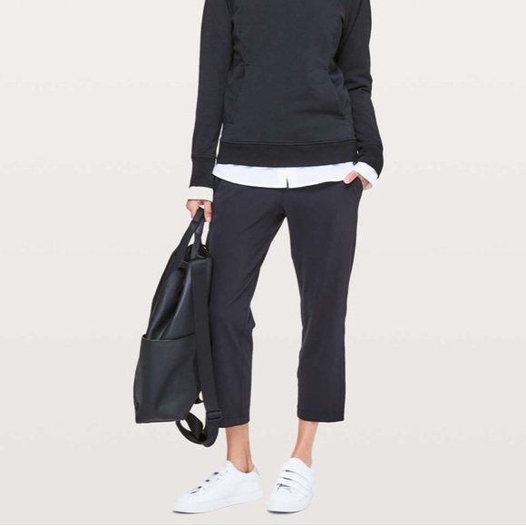 Lululemon On The Fly crop *23” - Picture 2 of 5